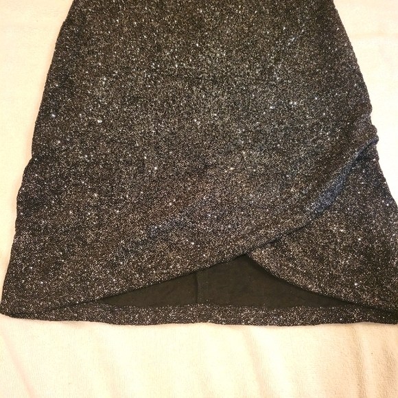 NWT! Forever 21 Black and Silver Glitter Strapless Club Mini Dress, Sz L - Picture 4 of 6